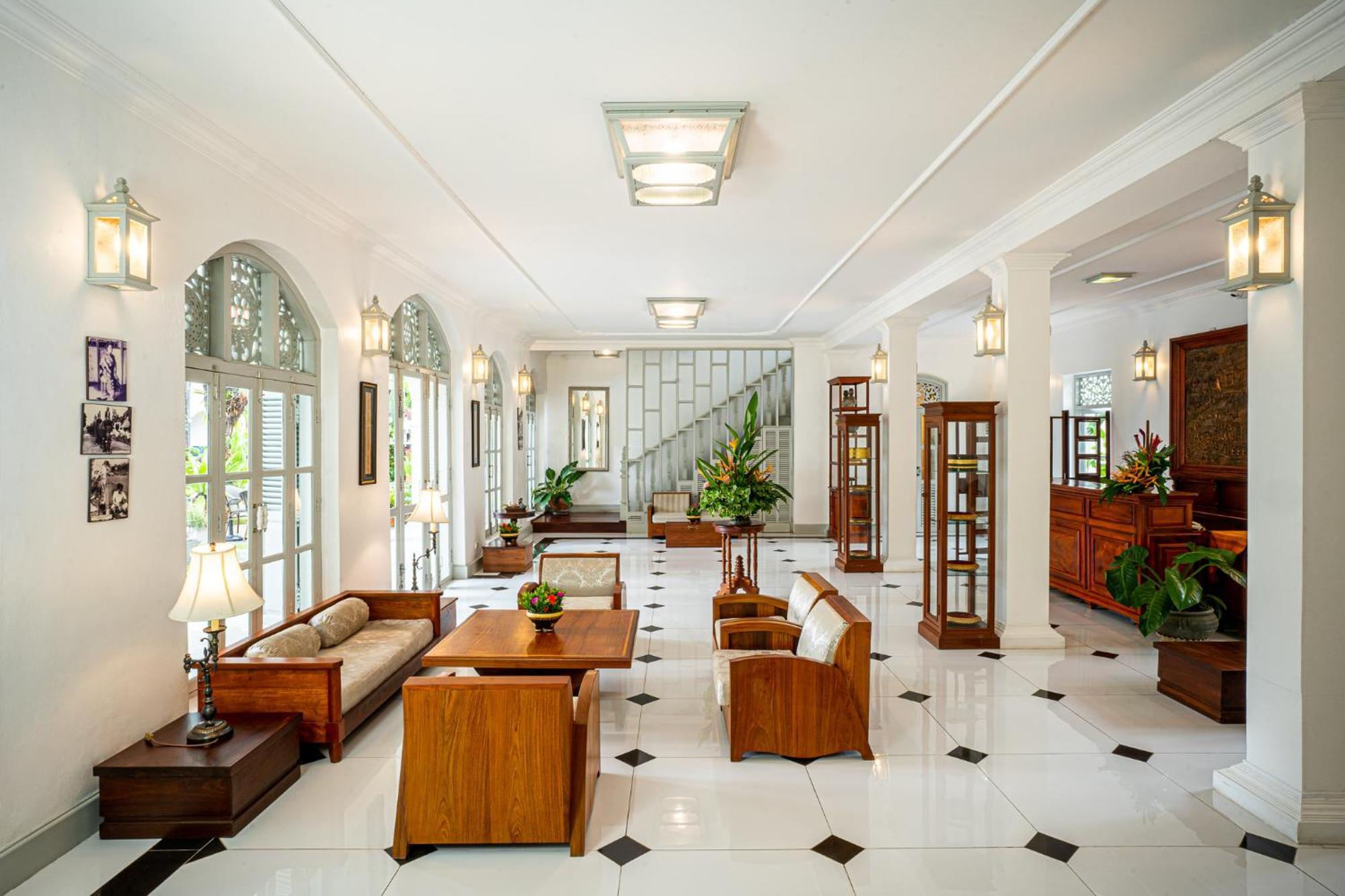 Villa Santi Hotel Луангпхабанг Экстерьер фото
