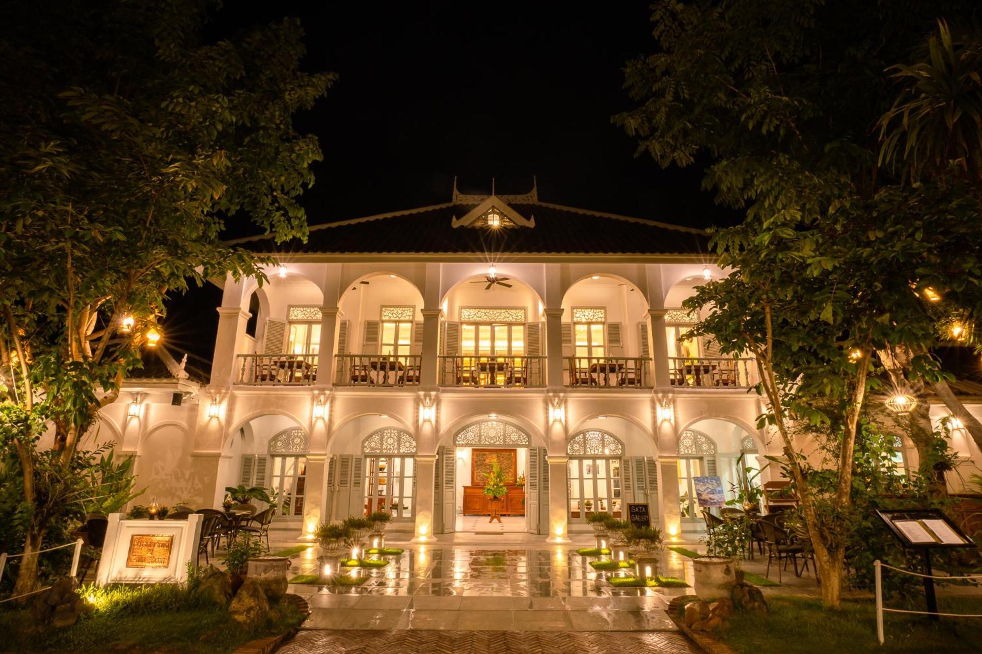 Villa Santi Hotel Луангпхабанг Экстерьер фото
