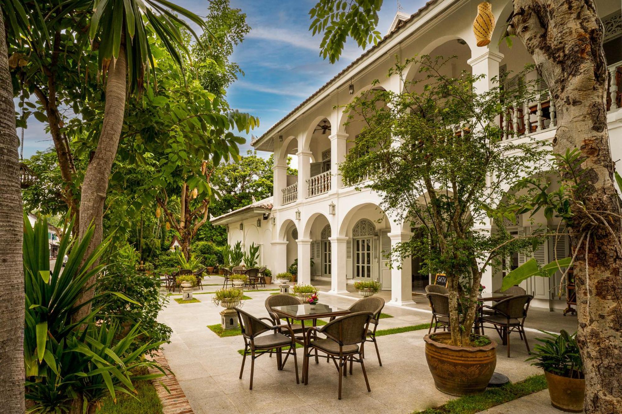 Villa Santi Hotel Луангпхабанг Экстерьер фото