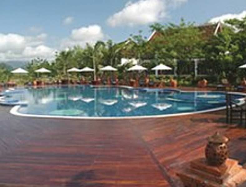 Villa Santi Hotel Луангпхабанг Экстерьер фото